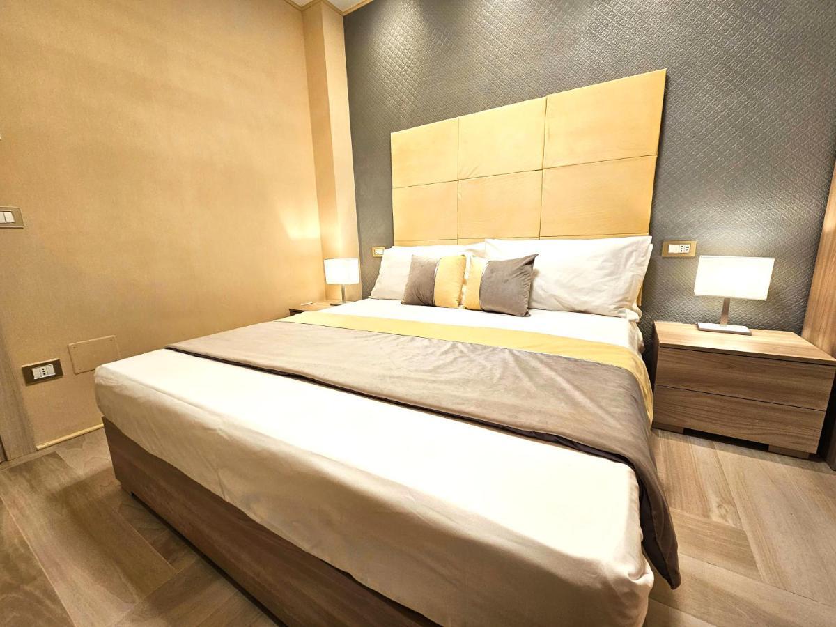 Astoria Supreme - Modern Boutique Suites Lecce Ngoại thất bức ảnh